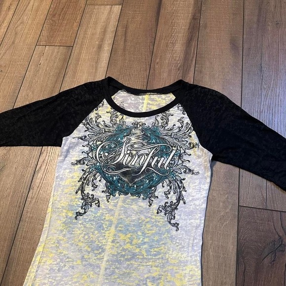 Y2K Sinful Baby Tee Women's Size Large Made in USA - Picture 1 of 6